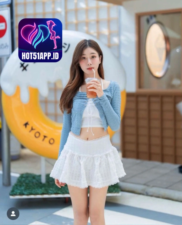 Lila Lockwood Hot51APP.ID