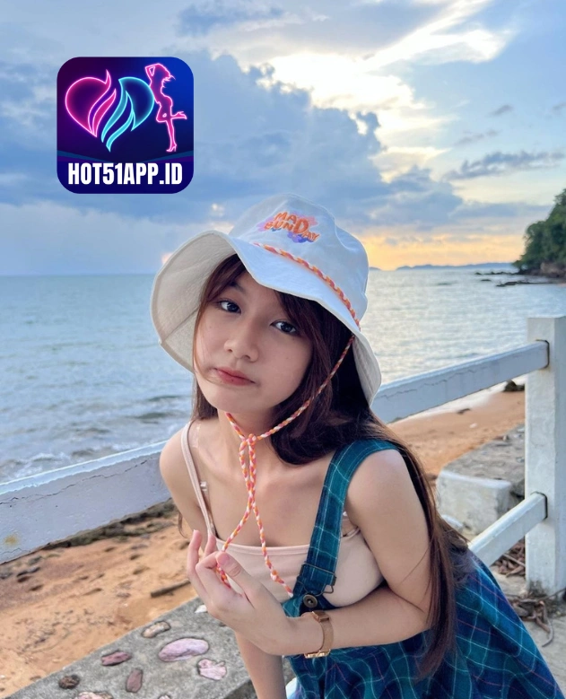 You are currently viewing Lucy Thornwell Cantik di Hot51 Apk 2026