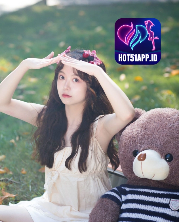 Savannah Reed-HOT51APP.ID