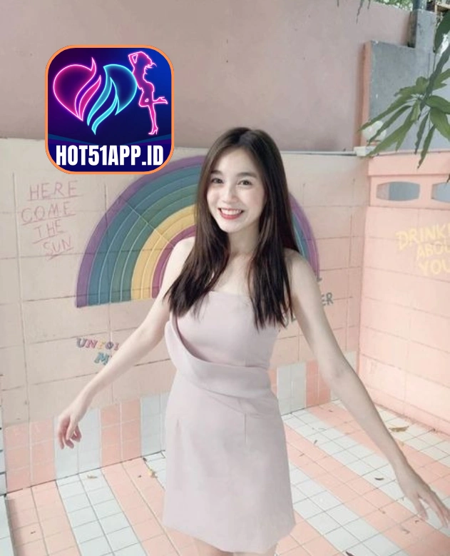 Holly Jenkins-HOT51APP.ID