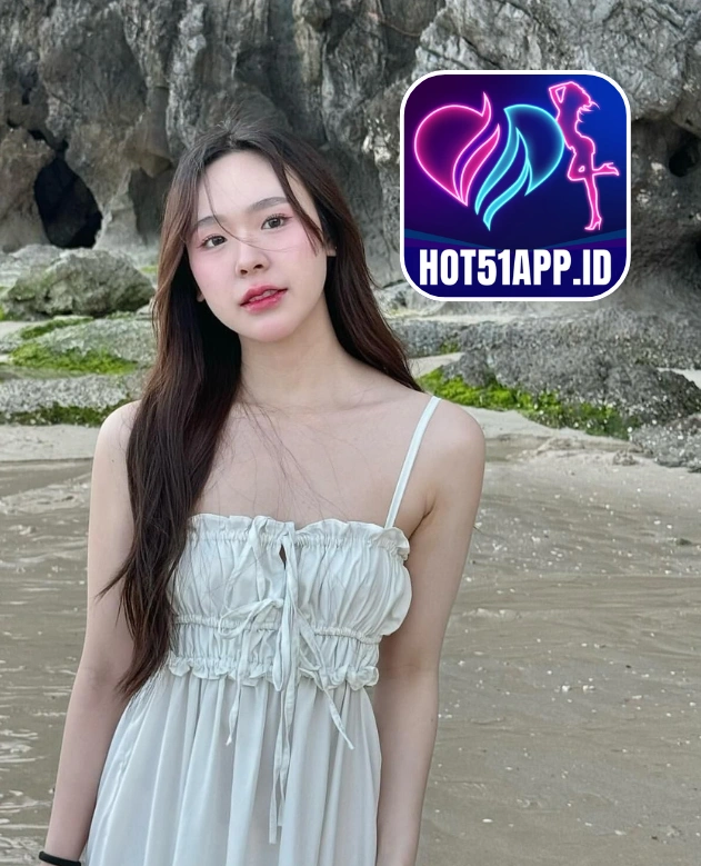 Stella Russell-HOT51APP.ID