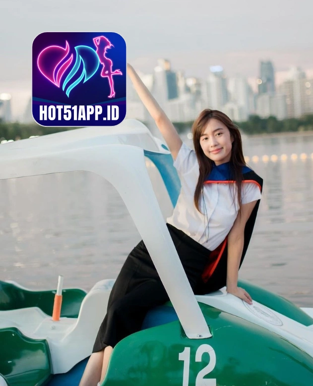 Violet Reynolds-Hot51App.id