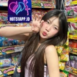 Dominic Turner Cantik Memukau di Hot51 Apk