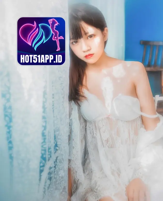 Mia Turner-HOT51APP.ID