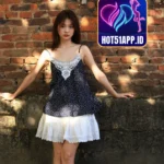 Autumn West di Hot51 Apk Pesona dan Review Lengkap