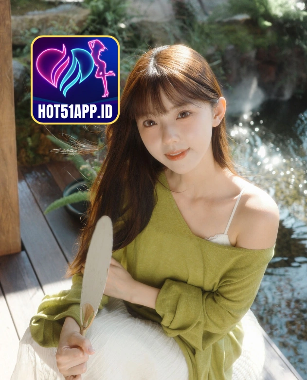 You are currently viewing Evelyn Moore di Hot51 APK Idola Cantik 2026