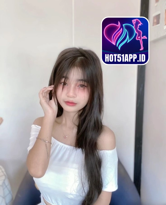 Julia Campbell-HOT51APP.ID