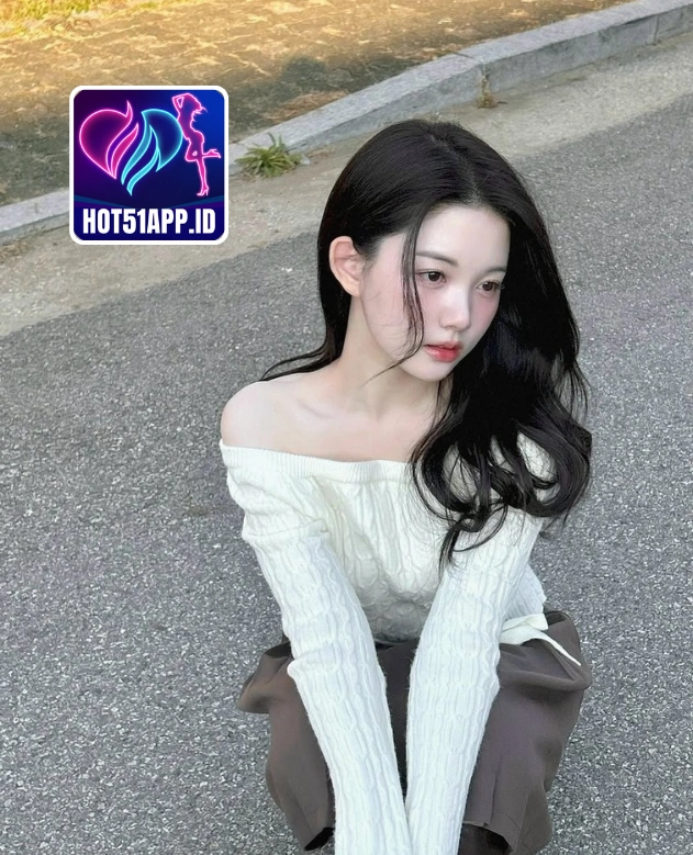 Grace Mitchell-HOT51APP.ID