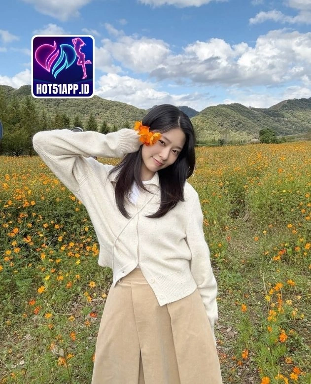 Dewi Lestari-HOT51APP.ID