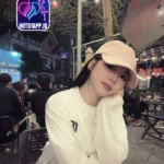 Edward White di Hot51 APK 2026 Live Streaming Menarik