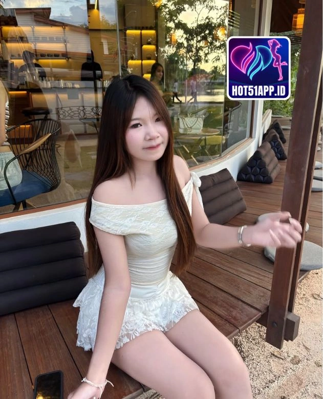 Fitri Handayani-HOT51APP.ID
