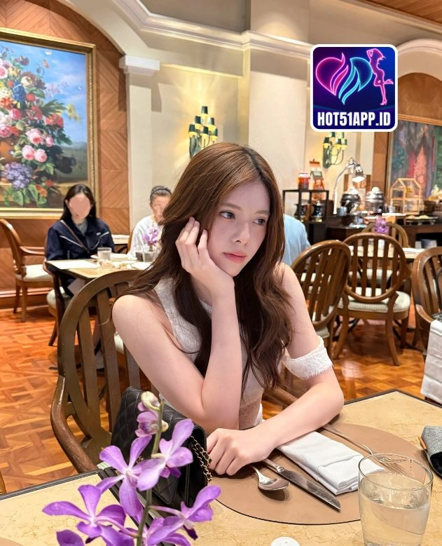 Julia Anggraini-HOT51APP.ID