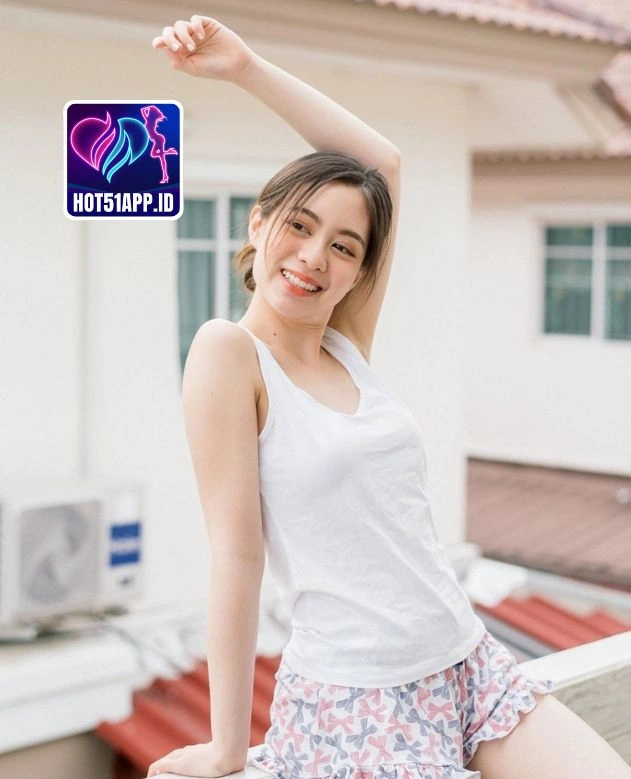 Charlie Hughes-HOT51APP.ID