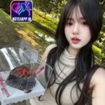 Ella Lewis di Hot51 Live Host Cantik dan Hiburan Seru
