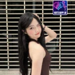 Julian Foster Bintang Menarik di HOT51 APK VIP