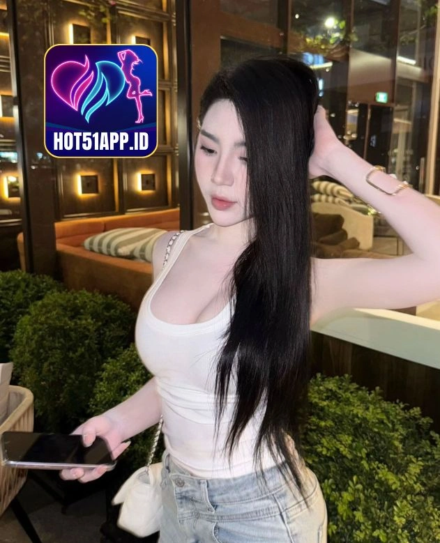 Natalie Wilson-Hot51App.id